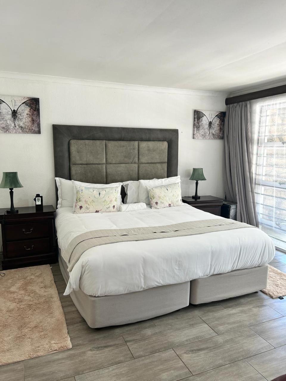 Calla Lily Guesthouse Mbombela Exterior photo