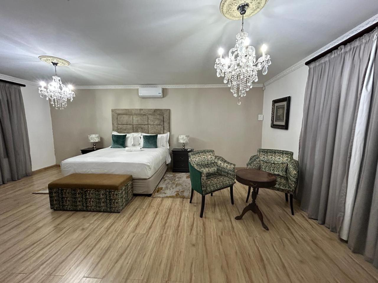 Calla Lily Guesthouse Mbombela Exterior photo